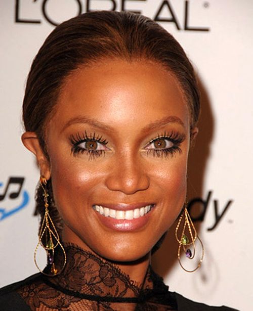 Tyra Banks fake lashes celebrity umelé mihalnice